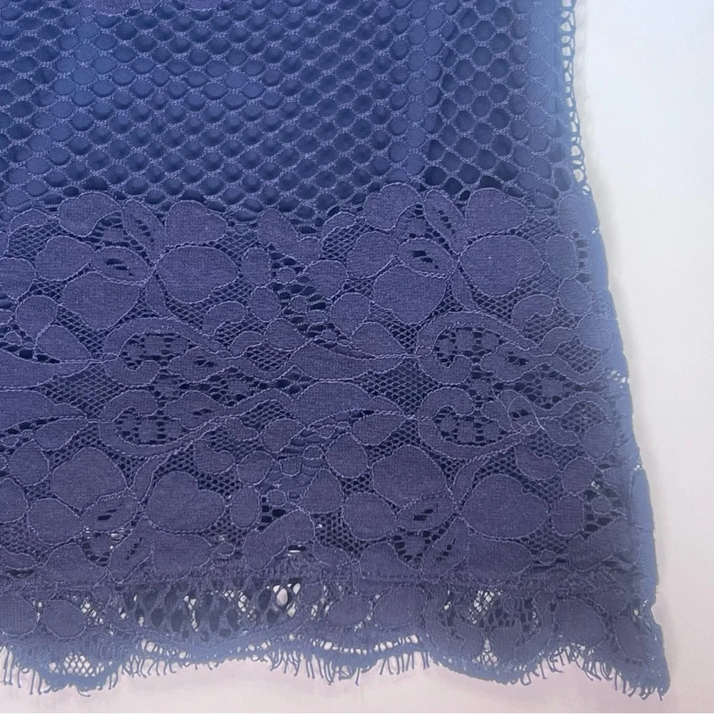 LOFT Lace Overlay Scalloped Hem Sleeveless Lined Navy Blue Top Blouse Size XXSP‎